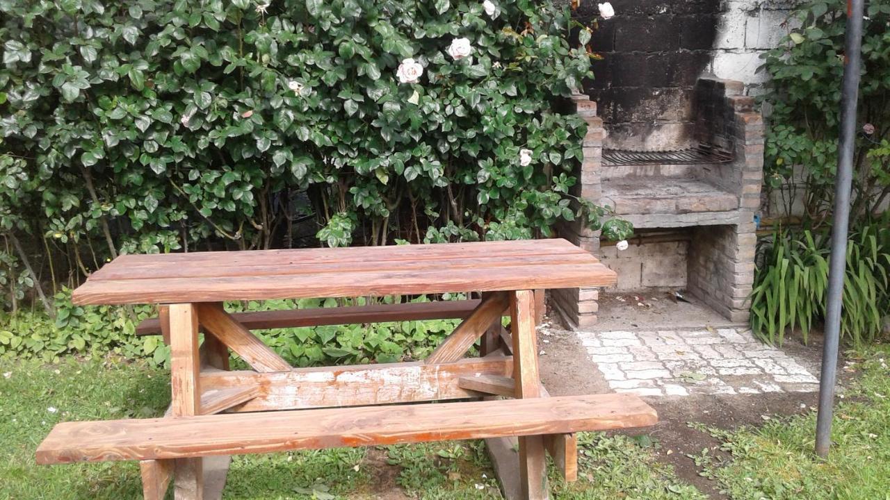 Bungalow Montes El Bolson Bagian luar foto