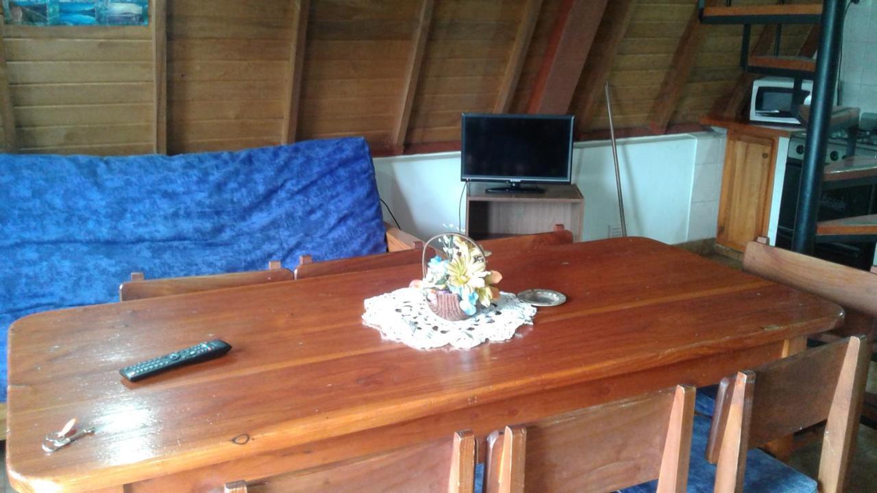 Bungalow Montes El Bolson Bagian luar foto